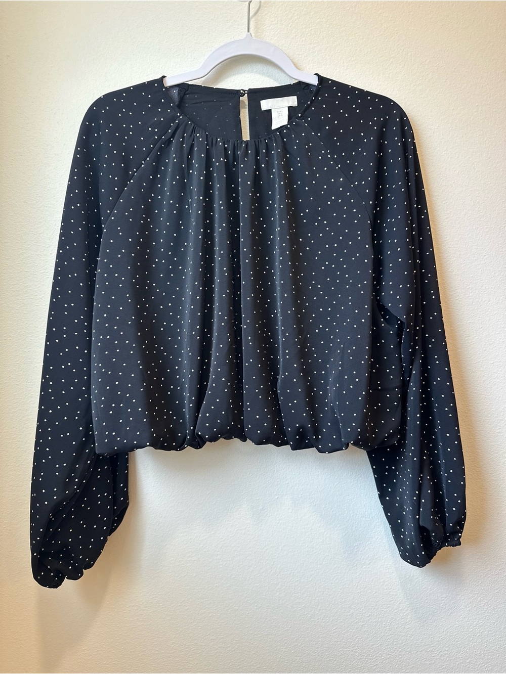 H&M Black Balloon Sleeve Blouse with White Micro Polka Dots Size Large